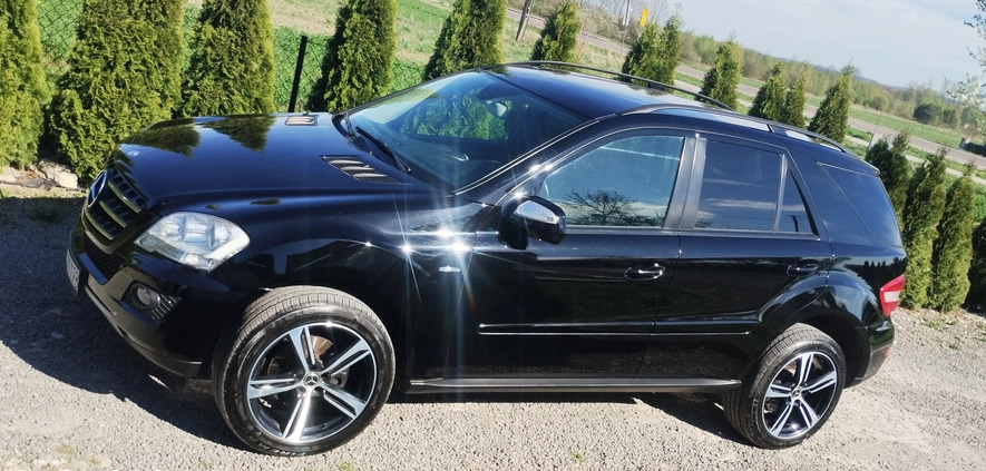 Mercedes-Benz ML cena 49900 przebieg: 290000, rok produkcji 2010 z Siedliszcze małe 781